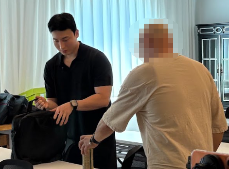 미라클이 수강생을 챙겨주는 장면