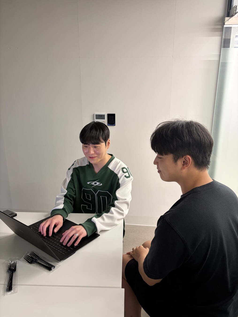 1:1 PT 지도 장면